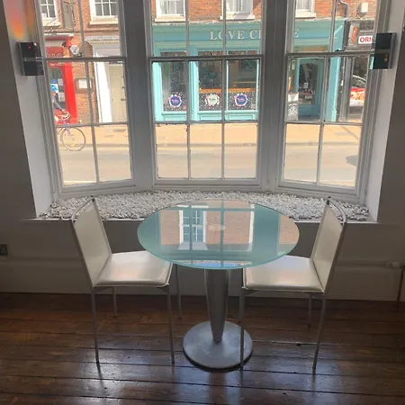Helloyorkcentre - 1 Free On Site Parking Space - 60 Second Walk 2 Minster! York