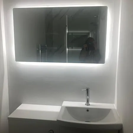 Helloyorkcentre - 1 Free On Site Parking Space - 60 Second Walk 2 Minster! Йорк